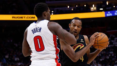 Evan Mobley trifft regelmäßig im Duell auf Jalen Duren.