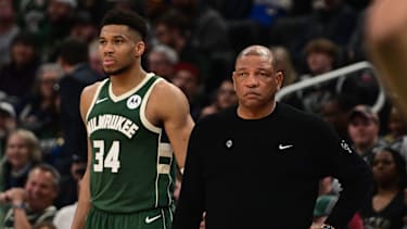 Giannis Antetokounmpo wird bei den Milwaukee Bucks von Doc Rivers gecoached.