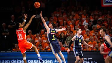 War Topscorer der Partie: Vechtas Alonzo Verge Jr.