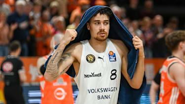 Die Basketball Löwen Braunschweig um Joshua Obiesie haben die schlechtesten Karten im Abstiegskampf.