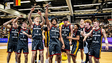 Jubel bei den U18-Junioren des DBB nach des Gewinn des Albert Schweitzer Turniers 2026.