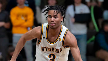 Griffin spielte an der Wyoming University.