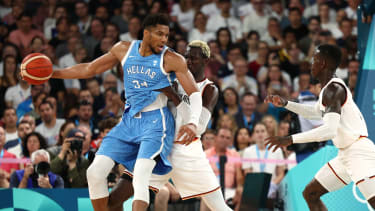Giannis wird für Griechenland spielen.