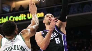 Zach LaVine im Duell mit Giannis Antetokounmpo.
