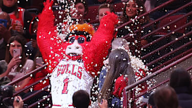 Benny the Bull ist das Maskottchen der Chicago Bulls.