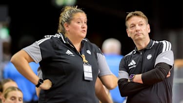 Julie Barennes, Olaf Lange
