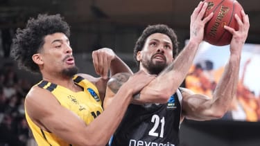 Daniels erzielte 21 seiner 25 Punkte in der zweiten Hälfte.