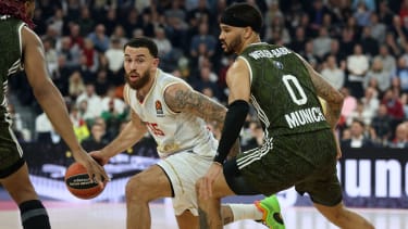MUNICH, GERMANY - JANUARY 15: Mike James, #55 of AS Monaco, Nick Weiler-Babb, #0 of FC Bayern Munich in action during the Turkish Airlines EuroLeague Regular Season Round 21 match between FC Bayern Munich and AS Monaco at SAP Garden on January 15, 2025 in Munich, Germany. (Photo by Christina Pahnke/Euroleague Basketball via Getty Images)