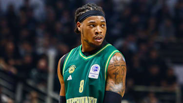 Richaun Holmes unterschrieb einen Einjahresvertrag in Athen mit Option auf Verlängerung.