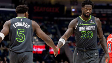 Randle (re.) überzeugte als Topscorer der Timberwolves.