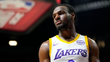 Bronny James absolvierte sein erstes Summer League Spiel.