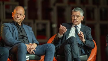 Sie haben die Zukunft ihrer Vereine maßgeblich in der Hand: Alba-Geschäftsführer Marco Baldi (li.) und Bayern-Präsident Herbert Hainer (re.).
