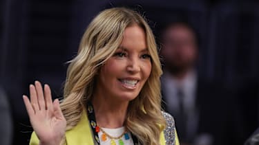 Jeanie Buss übernahm nach dem Tod ihres Vaters Jerry die Kontrolle über die Los Angeles Lakers.