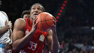 David McCormack beim Wurf