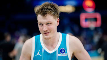 Knueppel schreibt Hornets-Geschichte.