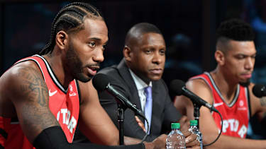 Masai Ujiri und Kawhi Leonard