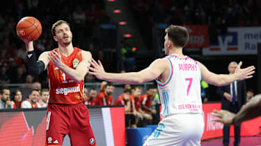MVP Andreas Obst wird sich mit Grayson Murphy von den Telekom Baskets Bonn duellieren.