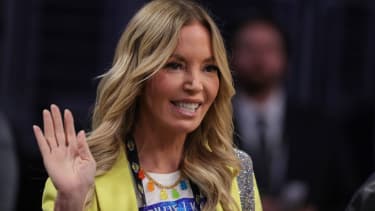 Jeanie Buss verkaufte im Vorjahr die Mehrheit der Anteile der Lakers an Mark Walther.