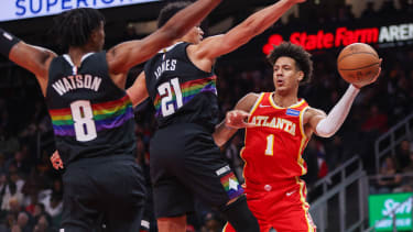 Jalen Johnson (re.) gilt als einer der vielseitigsten Flügelspieler der Liga.