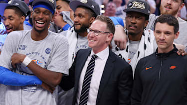 Die Oklahoma City Thunder um General Manager Sam Presti dürfen sich über einen neuen Draft-Pick freuen.