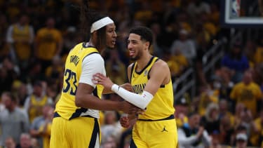 Haliburton (li.) spielt seit Februar 2022 in Indiana.