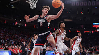 Reibe ist Freshman bei den UConn Huskies.