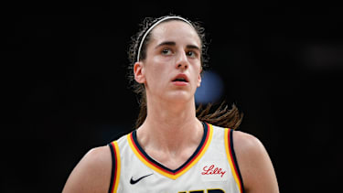 Caitlin Clark führt Team USA bei der WM in Berlin an.
