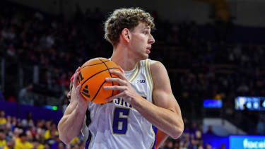 Hannes Steinbach spielt für die Washington Huskies.