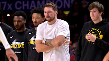 Luka Doncic fehlt den Los Angeles weiter verletzt.