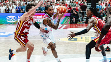 Bonns Jalen Finch blieb mit acht Punkten (2/8) unauffällig.