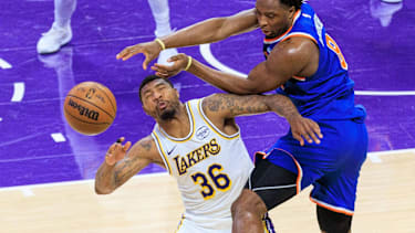 Markus Smart im Duell mit O.G. Anunoby