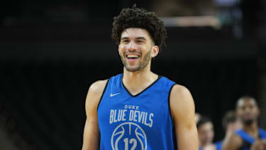 Cam Boozer ist der Sohn des ehemaligen NBA-All-Stars Carlos Boozer.
