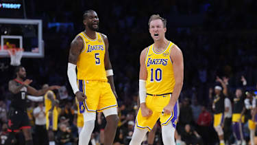 Kennard und Ayton überzeugten in Spiel 1 mit starken Leistungen.