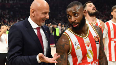 Coach und Point Guard: Sasa Obradovic und Codi Miller-McIntyre.