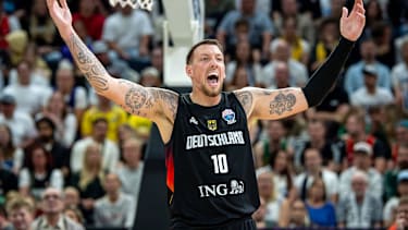 Daniel Theis wird erstmals seit der Europameisterschaft wieder das DBB-Trikot überstreifen.