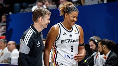 In Toronto vereint: Nyara Sabally und Olaf Lange.