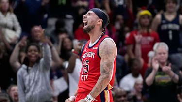 Alvarado wechselt zu den Knicks.