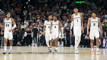 Neben Castle, Fox und Harper werden noch Wemby und Vassell in der Starting Five stehen.
