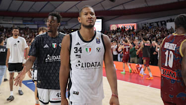 Karim Jallow feierte für Bologna sein EuroLeague-Debüt.