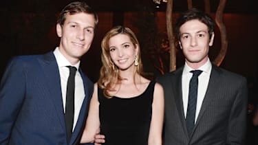 Joshua Kushner (r.) mit Bruder Jared (l.) und dessen Ehefrau Ivanka Trump.