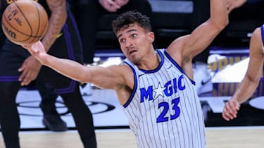 Tristan da Silva will den Ball für Orlando sichern.