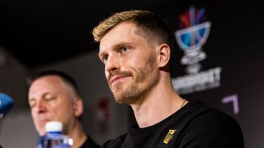 Hinter einer Teilnahme von Andi Obst in den Qualifikationsspielen stehen Fragezeichen.