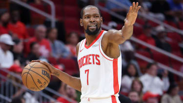 Kevin Durant hat eine Vertragsverlängerung über 90 Millionen Dollar unterschrieben.