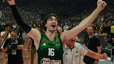 Osman absolvierte 476 Spiele in der NBA.