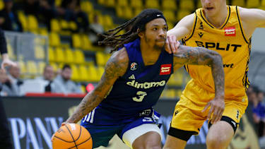 DeLonnie Hunt schließt die lange Lücke auf der Point-Guard-Position.