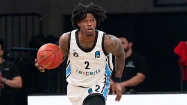 L.J. Thorpe verbuchte ein Double-Double.