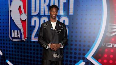 NBA-Toppick AJ Dybantsa dürfte in der Summer League voraussichtlich sein Debüt auf NBA-Parkett feiern.