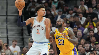 LeBron James und Victor Wembanyama