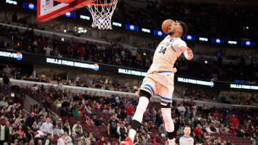 Dec 27, 2025; Chicago, Illinois, USA; Milwaukee Bucks forward Giannis Antetokounmpo (34) goes up for a dunk against the Chicago Bulls during the second half at United Center. Mandatory Credit: David Banks-Imagn Images
