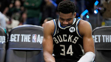 Giannis Antetokounmpo spielt seit 2013 für die Milwaukee Bucks.